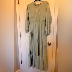 Elegant Green Maxi Dress